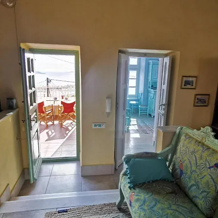 Cycladic Apt For 5 Wonderful Seaview Terrace דירה *